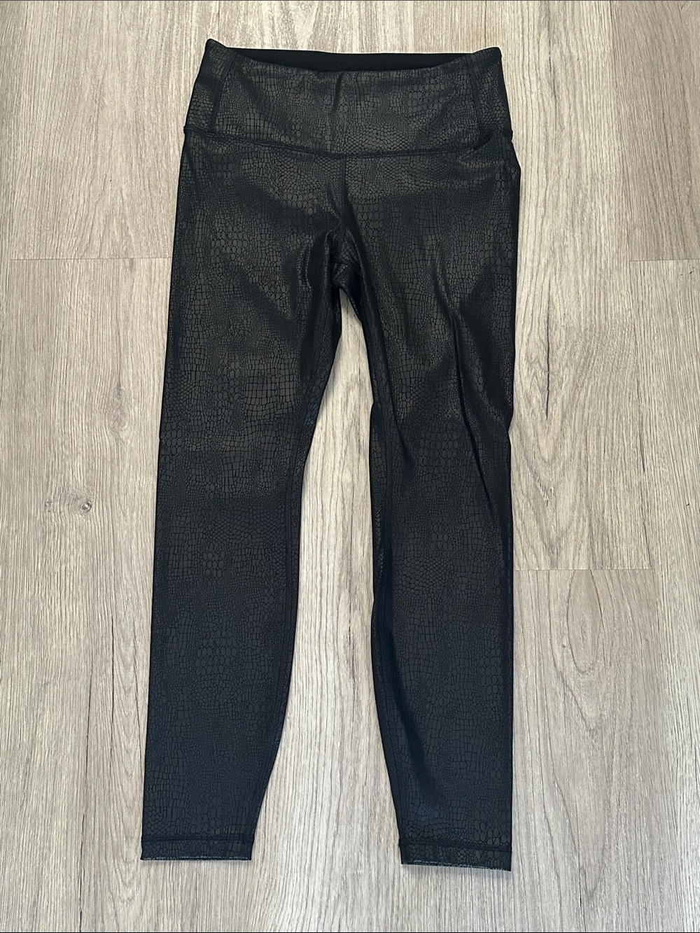 NWOT CRZ 28” Crocodile Faux Leather Leggings - Picture 5 of 9